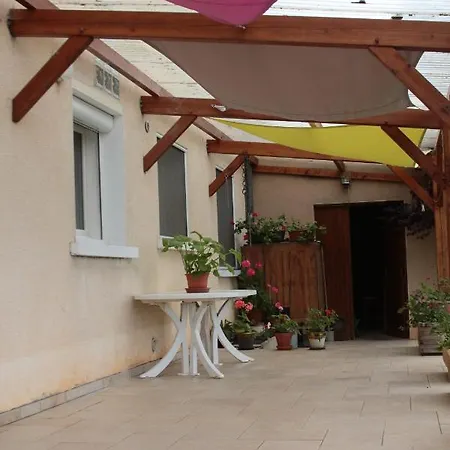 En Aveyron Chez Marie The Et Claude Gæstehus La Trivale